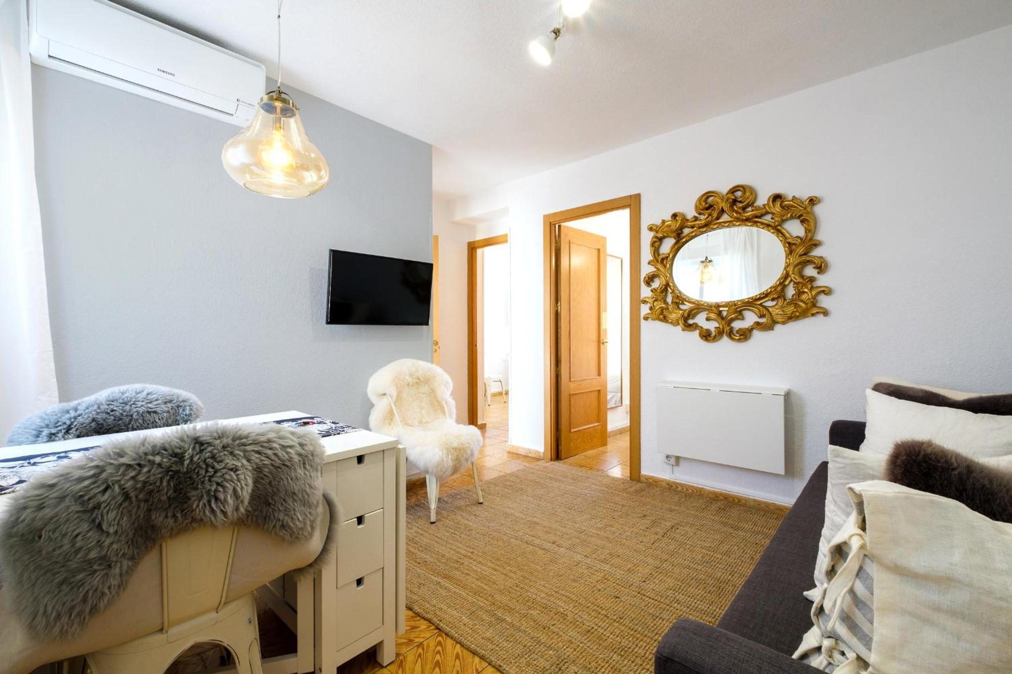 My City Home- Cozy Apartment At Aravaca Madrid Exterior photo